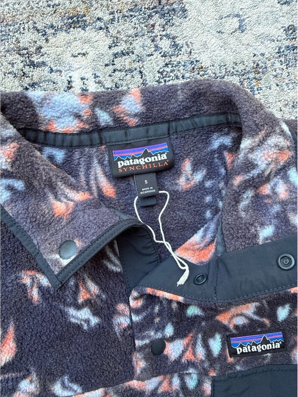 Patagonia Synchilla Fleece Pullover Sweater S Floral Navy Orange Snap Pocket - Picture 3 of 6